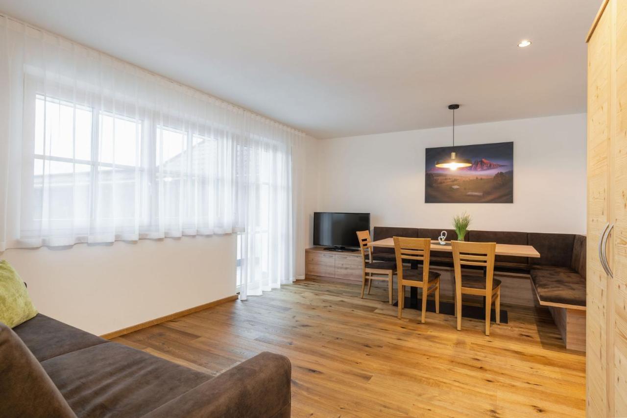 App Mittermairhof Apartment Riscone Exterior foto